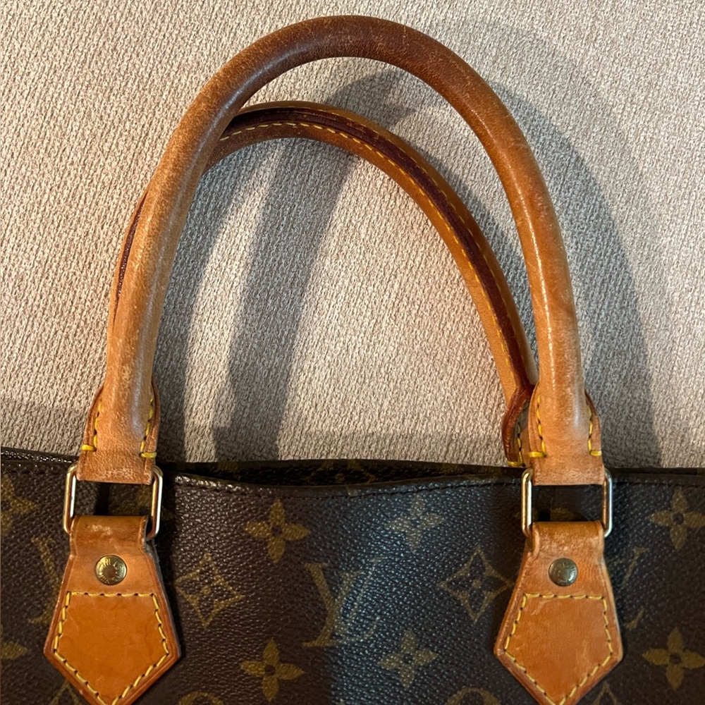 Authentic Louis Vuitton Sac Plat Shopper Tote Bag - Picture 6 of 9